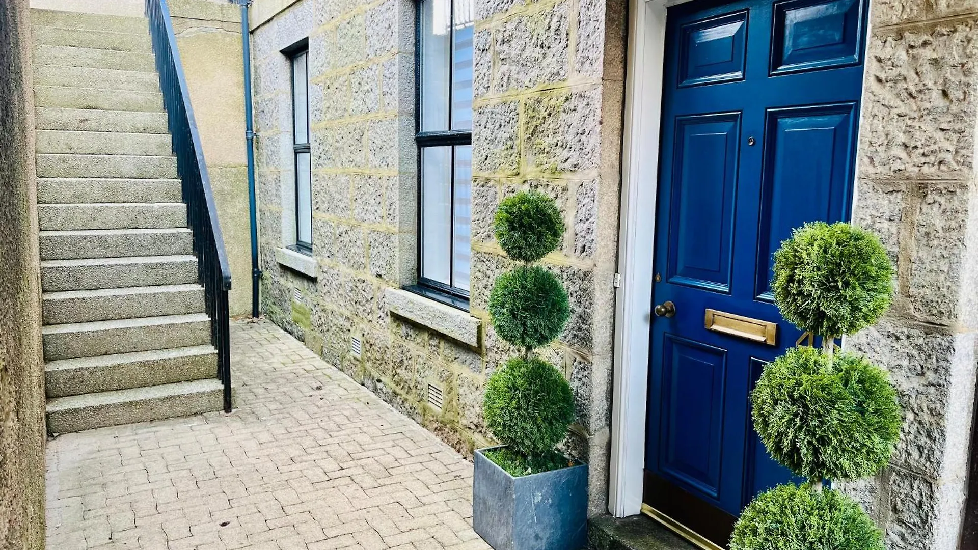 Central, Dog Friendly Apartment Aberdeen